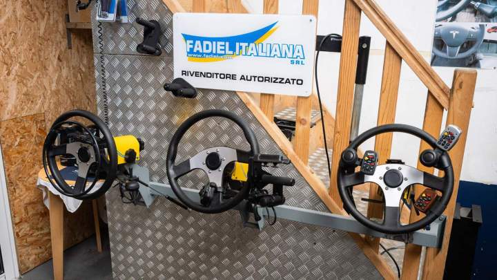 Équipement de conduite pour véhicules adaptés aux handicapés Amiens