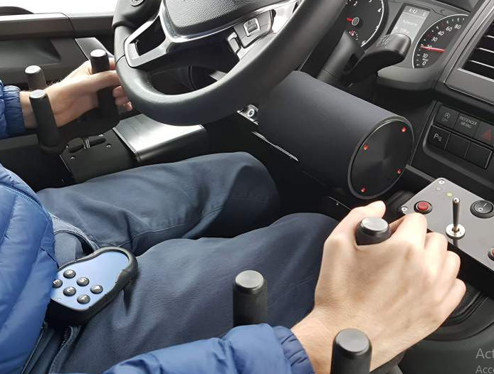 Adapter un véhicule pour handicapés, Compiègne